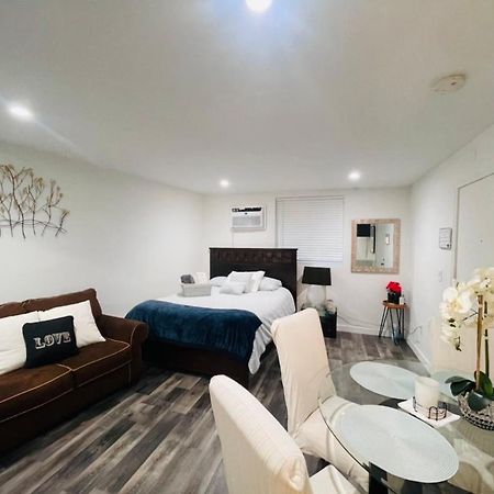 Lovely Sherman Oaks Studio ลอสแอนเจลิส ภายนอก รูปภาพ